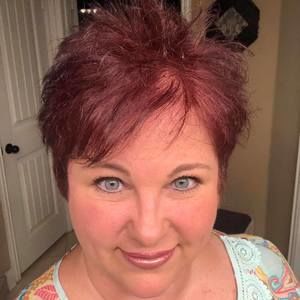 Meet your Posher, Angie